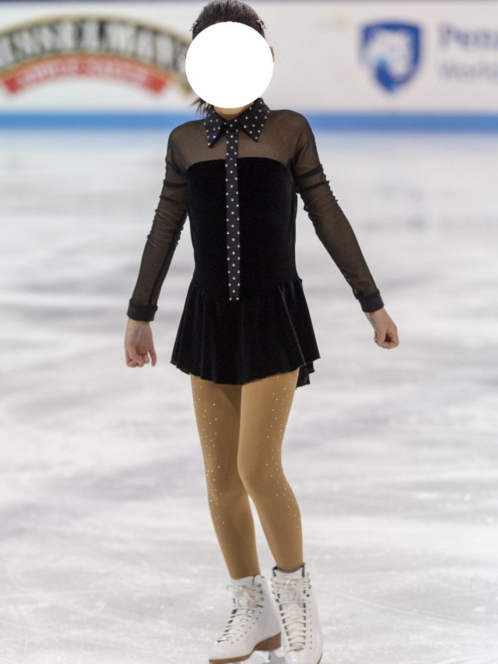 Del Arbour custom black velvet figure skating dress girls size 8 -10